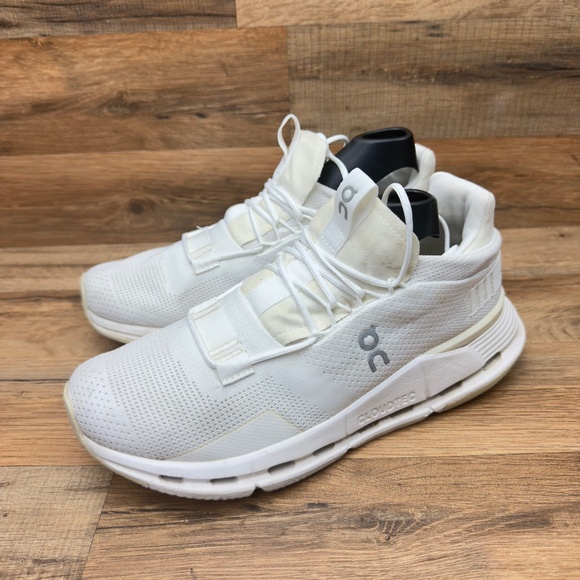 On Running On Cloudnova 2 Women's size 9 Shoes  sneakers - Picture 2 of 8